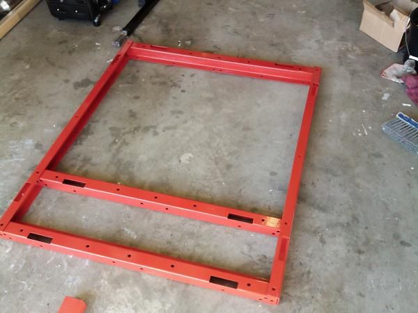 Mocked up the frame. Instead of welding an extra piece to the tongue, I decided to mount the cented 