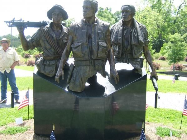 Three Soldiers, Applachicola, Fl