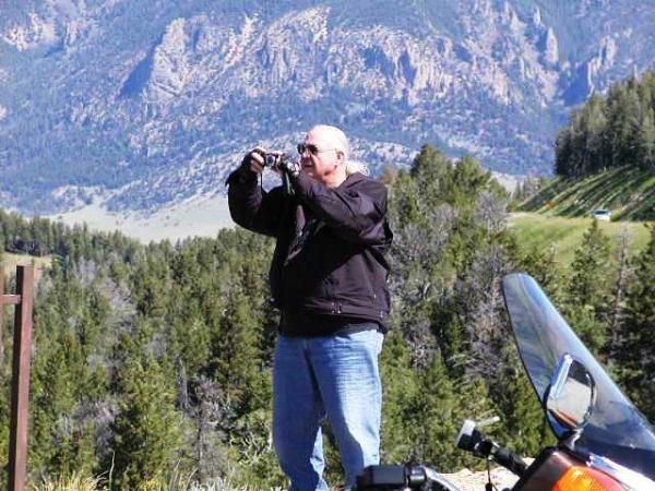 Beartooth Highway - Condor capturing the moment.