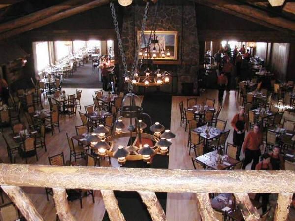 Old Faithful Inn