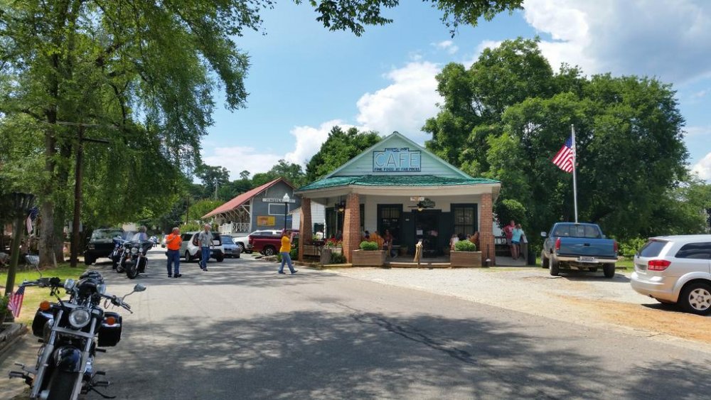 6.12.17 download 001.jpg