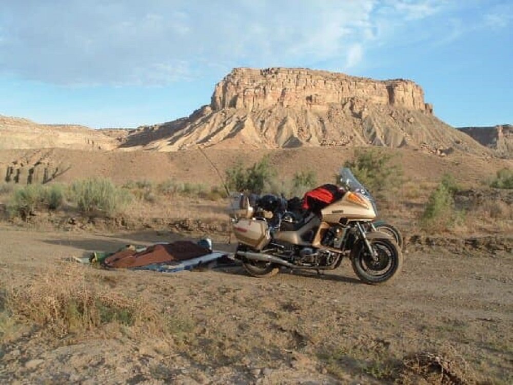 sleepin on the desert2.jpg