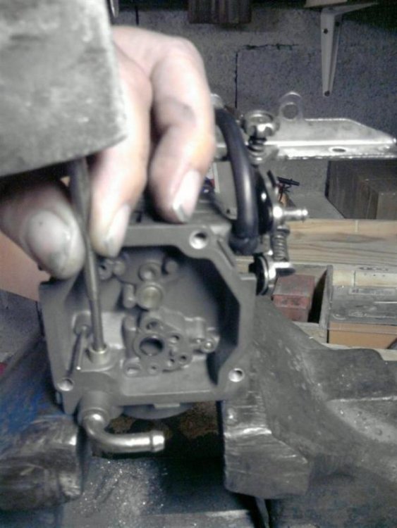 float valve removing (Large).jpg