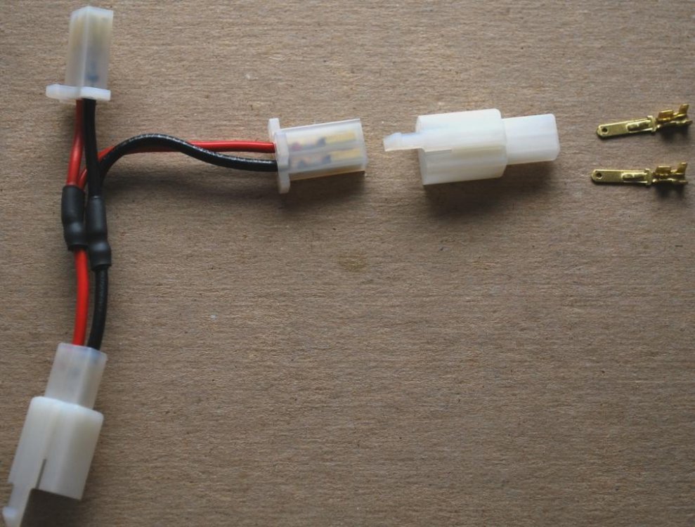 INSIDE FAIRING AUX POWER resized.jpg