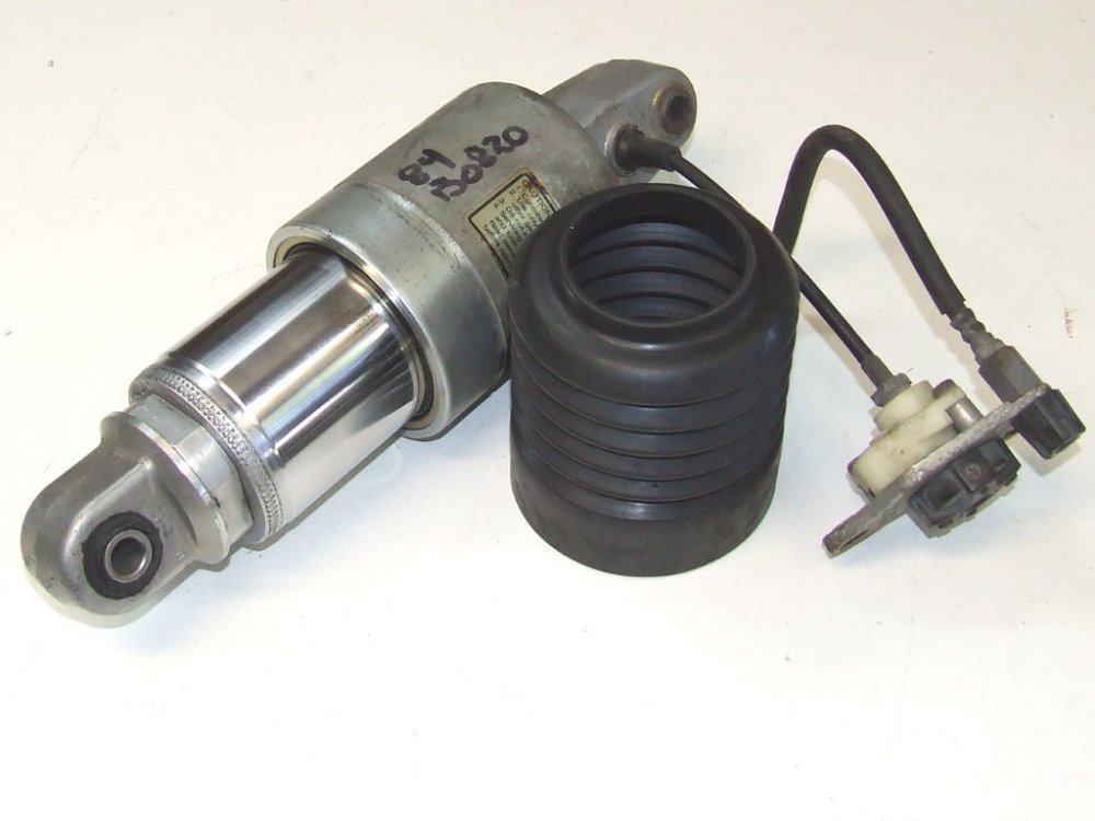 Rear shock, 1984 Standard 1a.JPG