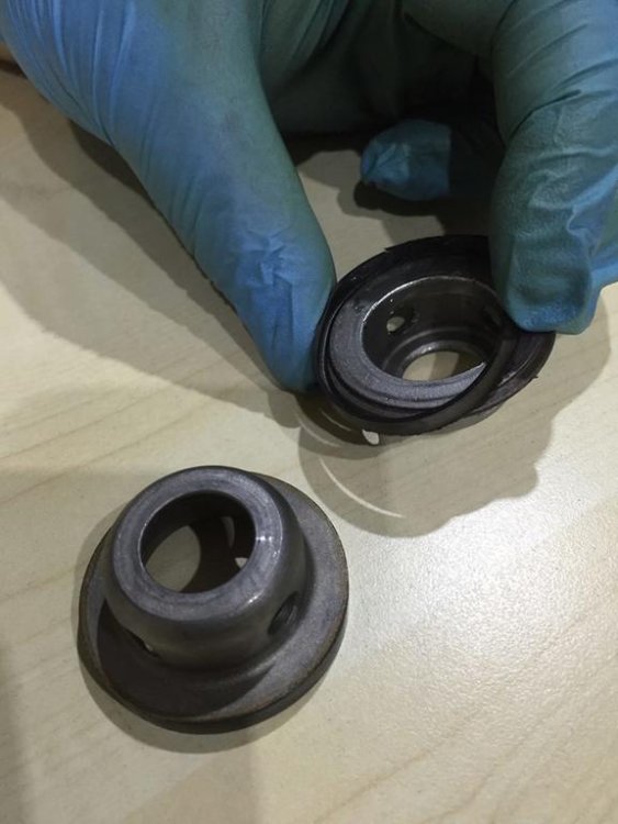 1990 2WR-2318U-00-00, Plate Seat, bad.jpg