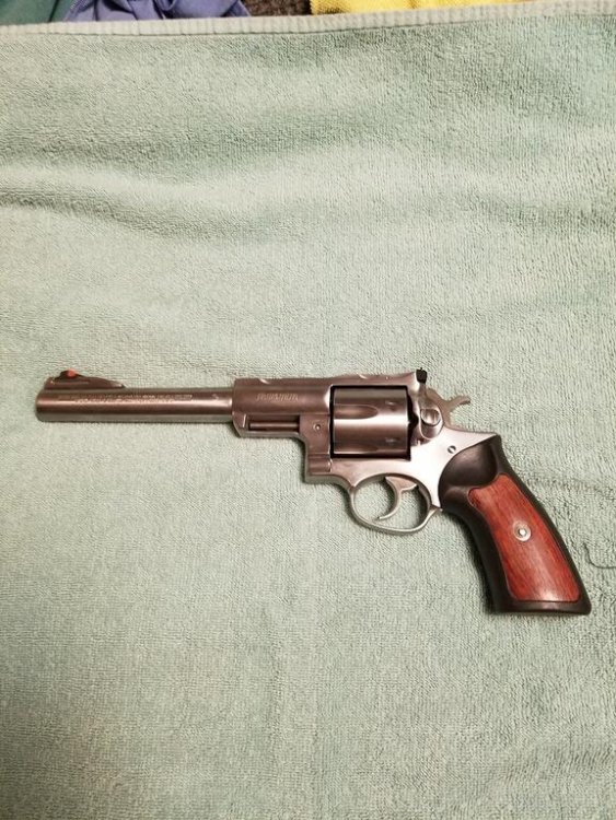.44 super red hawk (resized).jpg