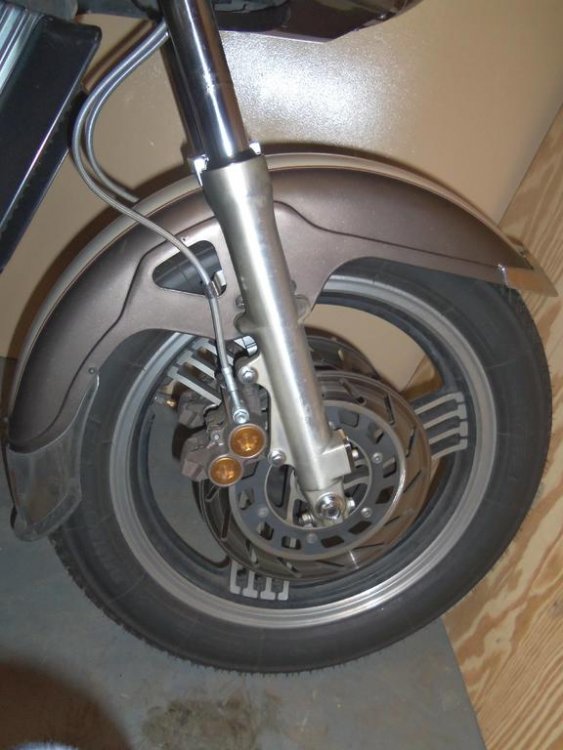 7 R1 CALIPER RS INSTALLED.jpg