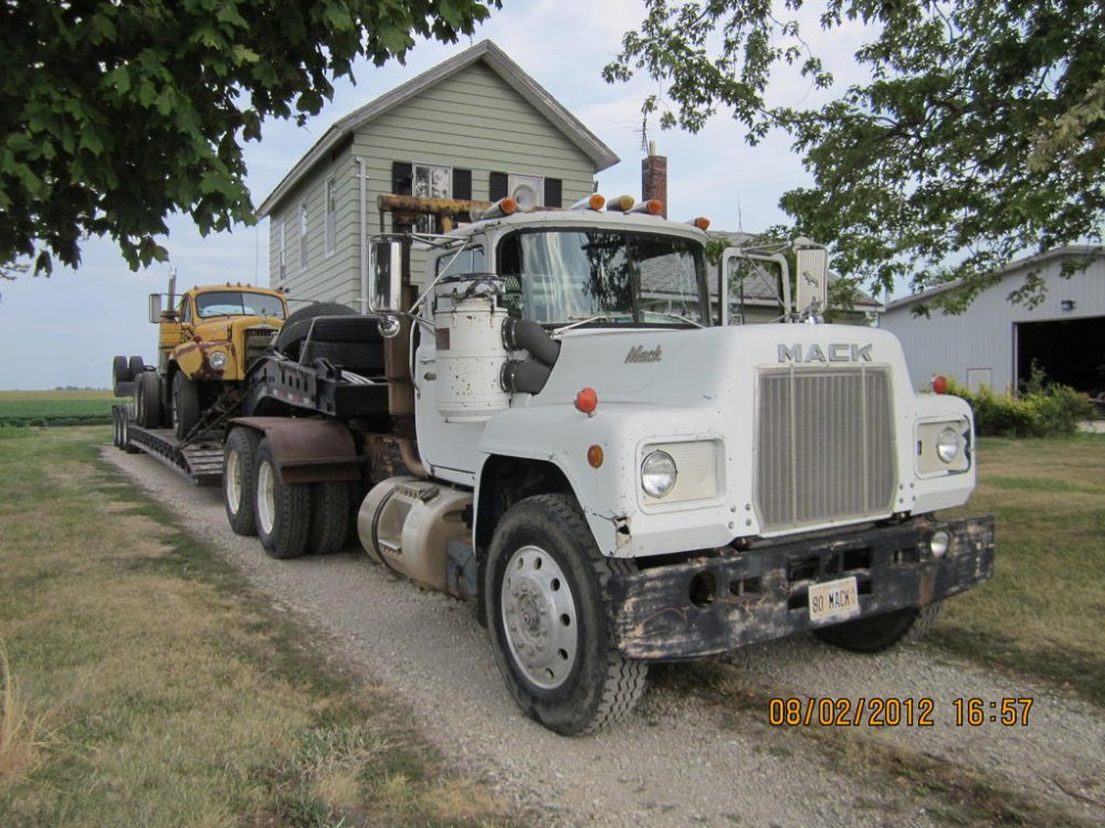 Lowboy.jpg