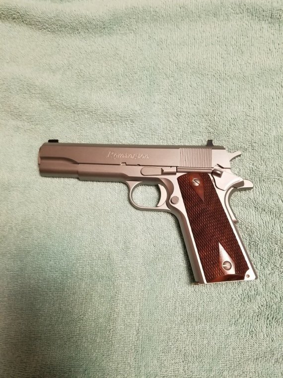 remington pistol (resized).jpg