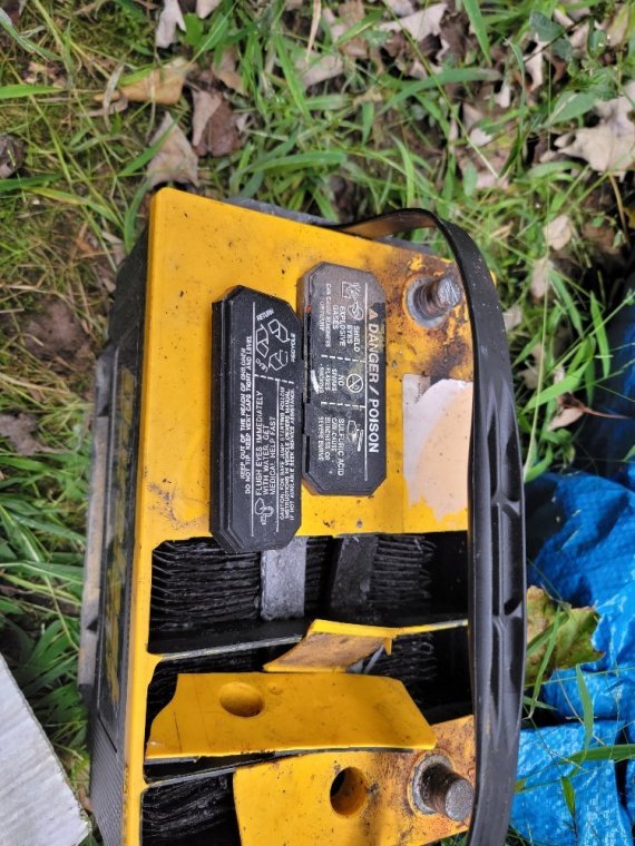 Battery pic.jpg