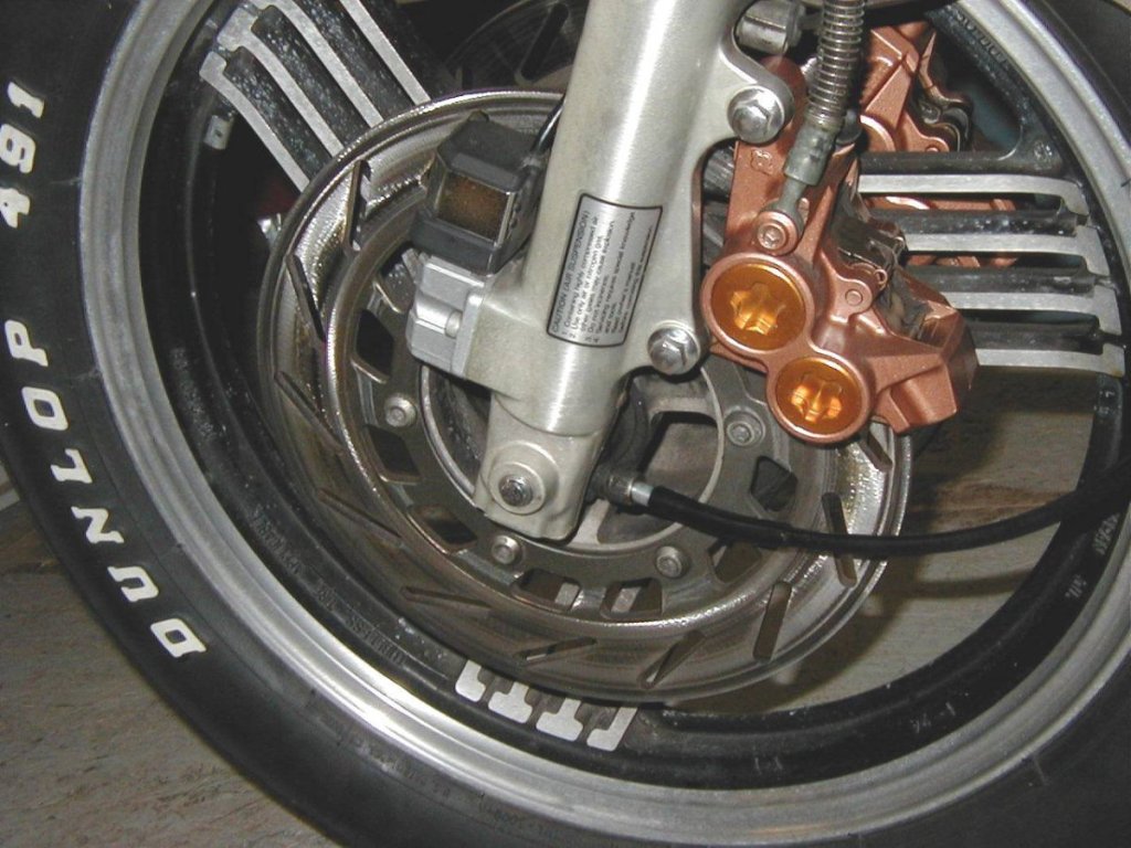 8 R1 CALIPER LS INSTALLED.jpg