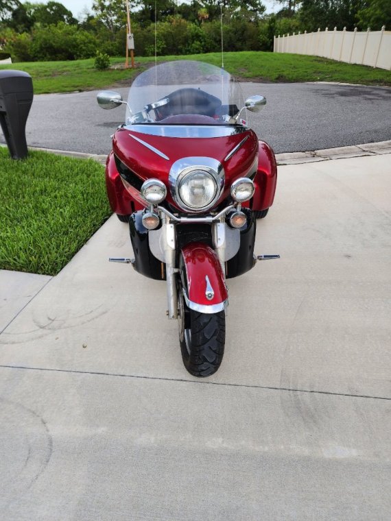 Venture 2009 Trike Front  View.jpg